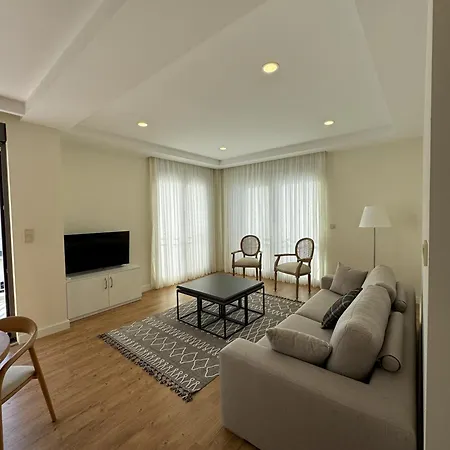 Su Apartment Side