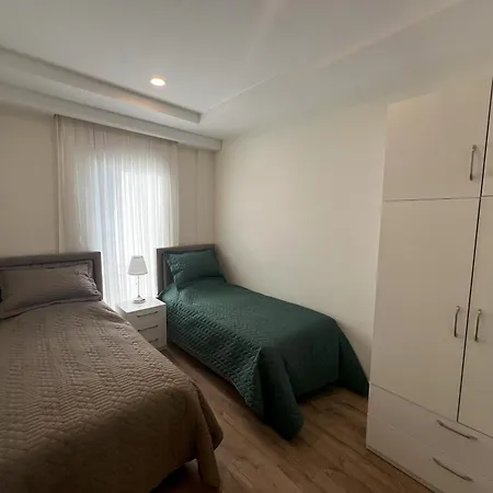 Apartment Su Side