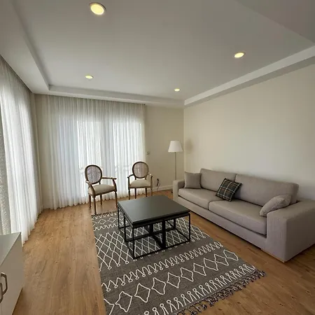 Apartment Su Side
